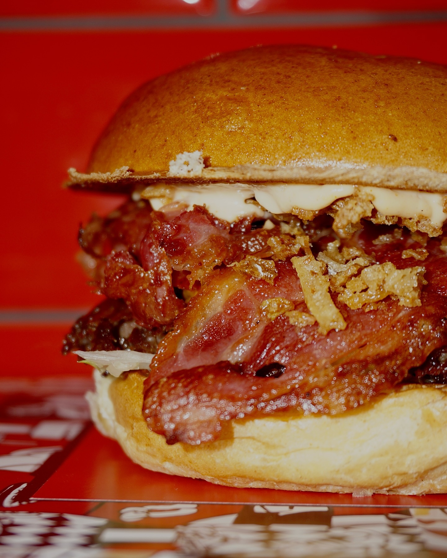 HANDMADE BURGER